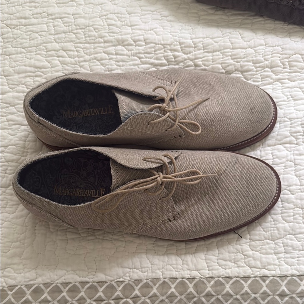 Margaritaville Tan Oxfords with Classic Design